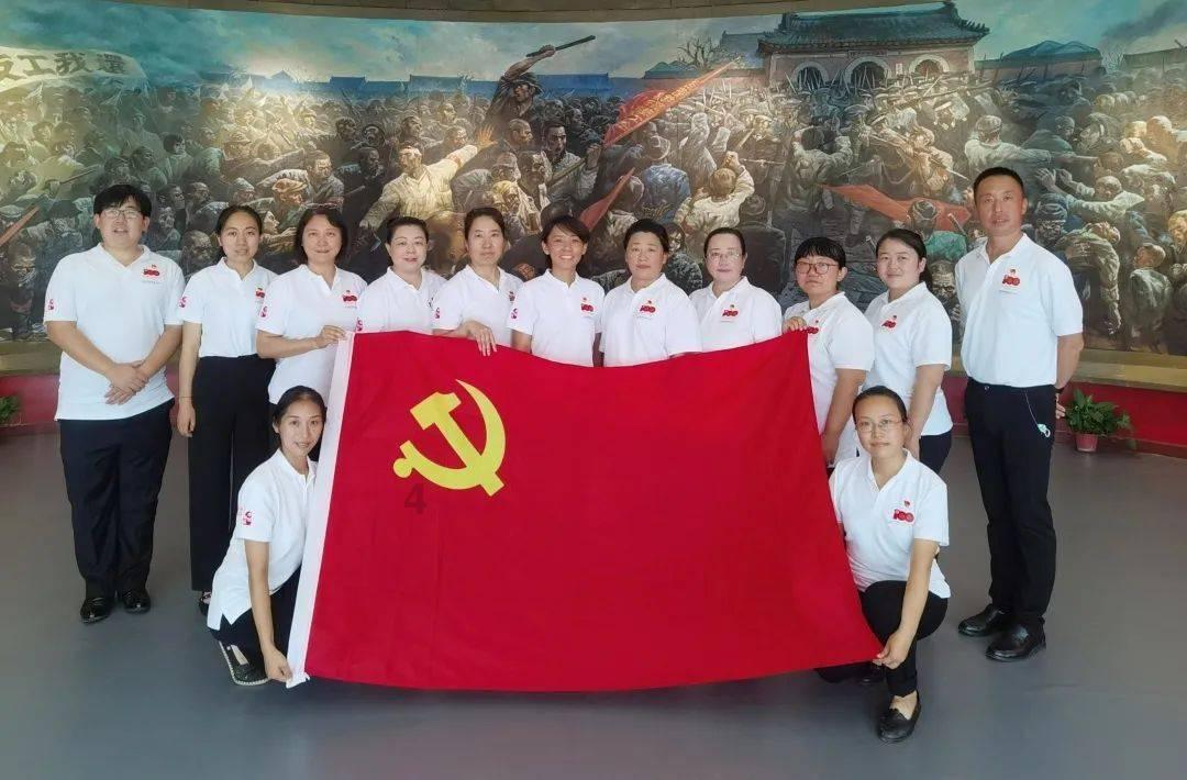 回归后主场首秀&多特三连胜，桑乔晒照致谢球队和球迷